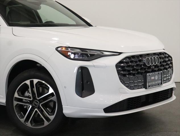 2025 Audi Q5 Premium - Photo 3