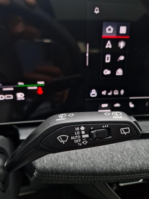 Image about Audi Q6 SUV e-tron S line e-tron performance 225,00 kW