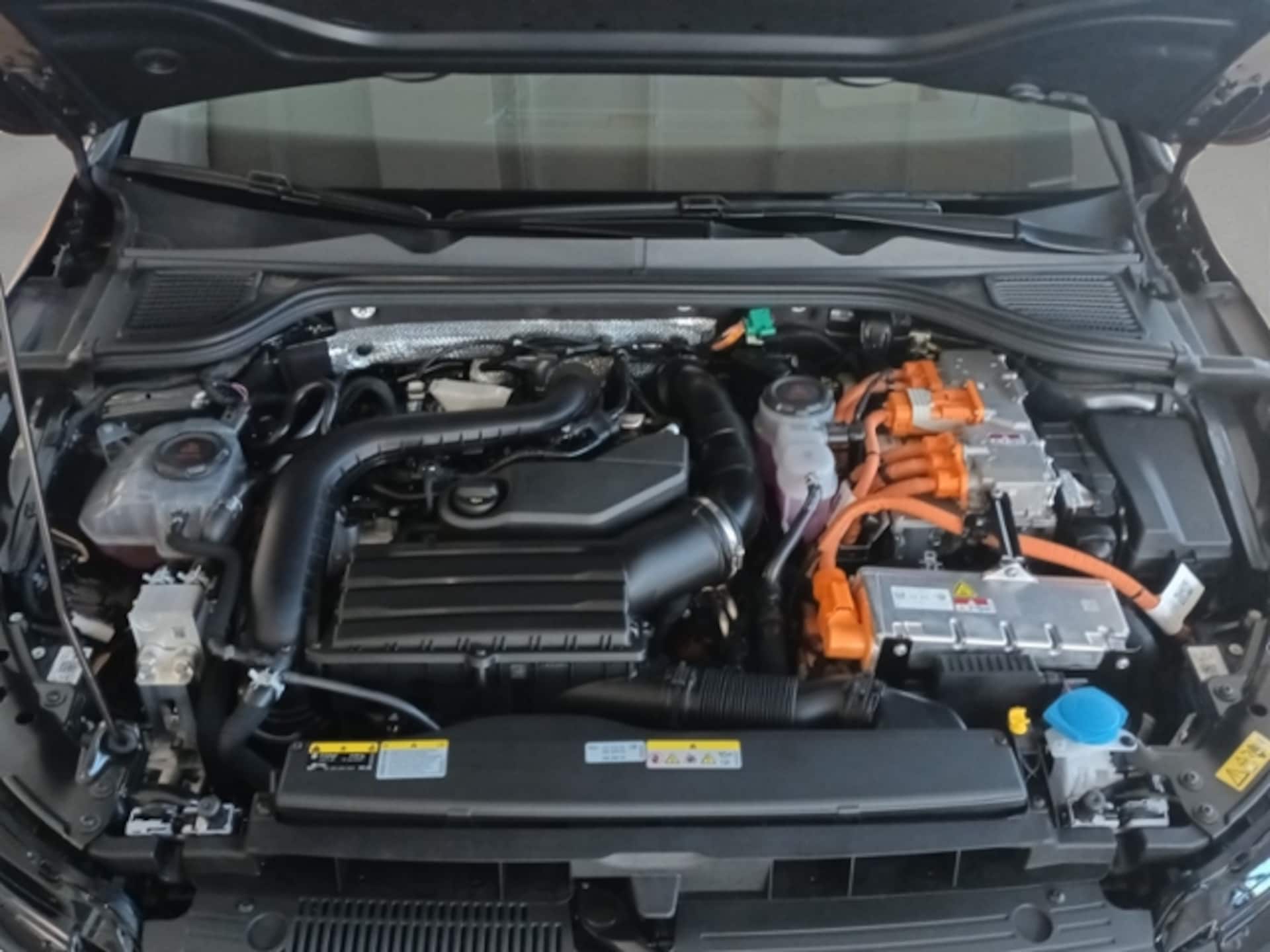 Volkswagen Golf GTE