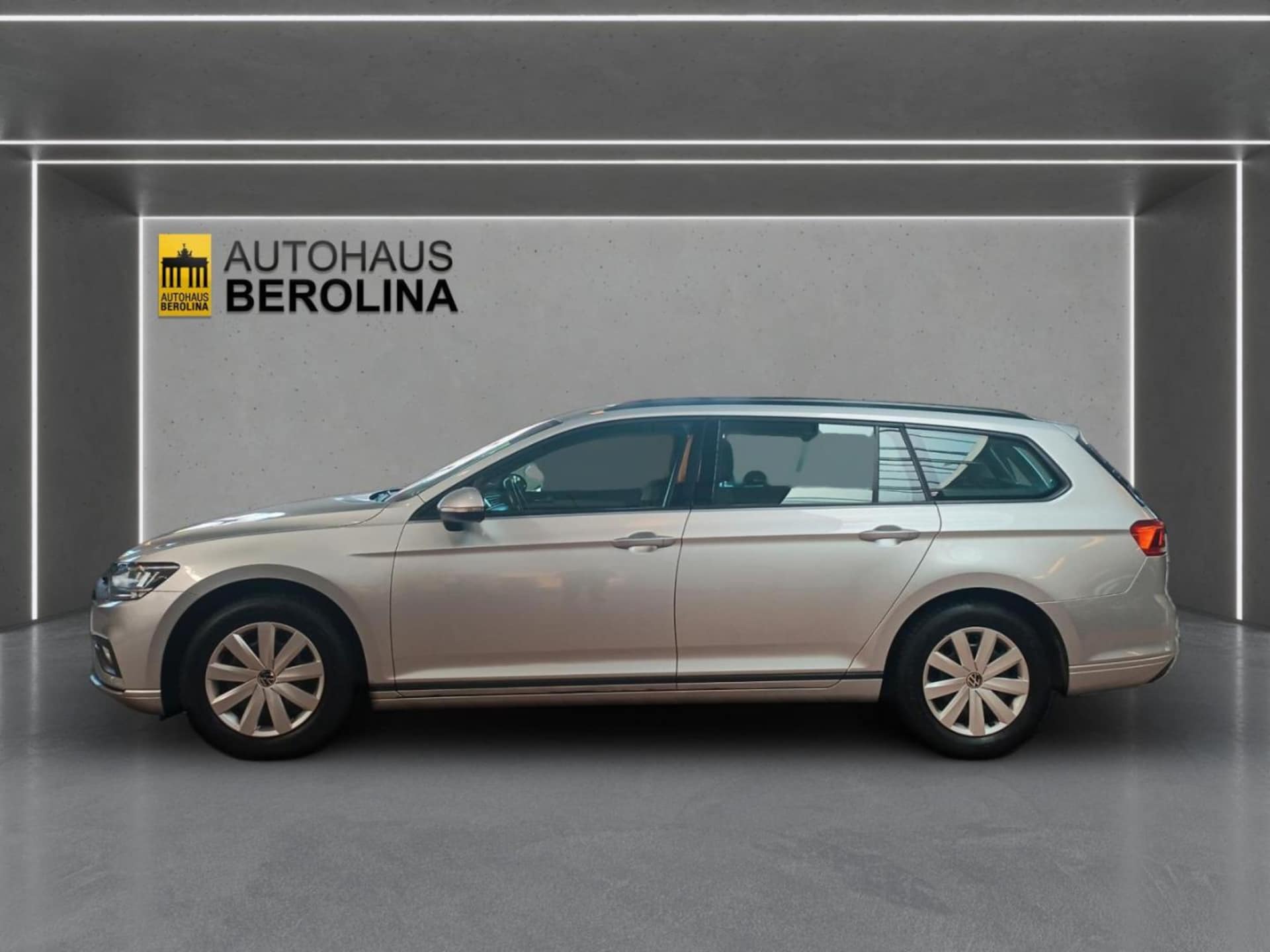 Volkswagen Passat Variant Basis-Modell