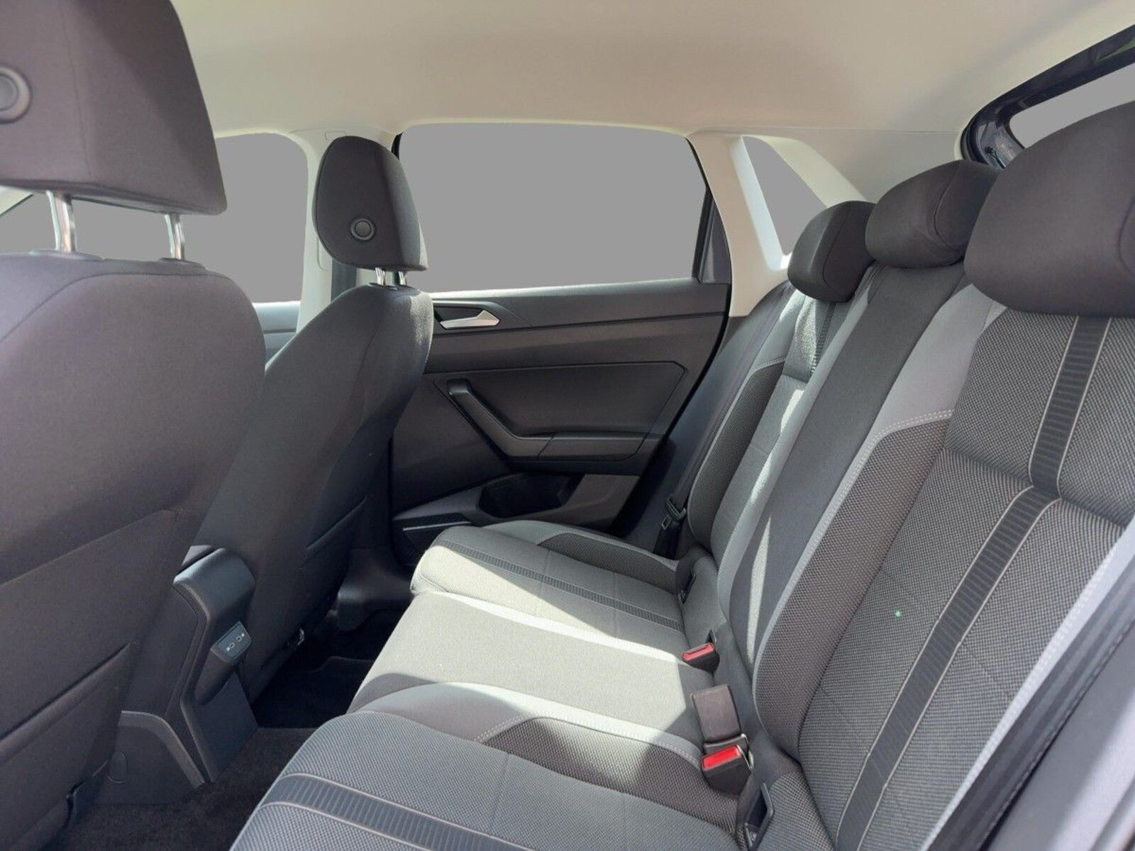 Volkswagen Polo – Bild 10