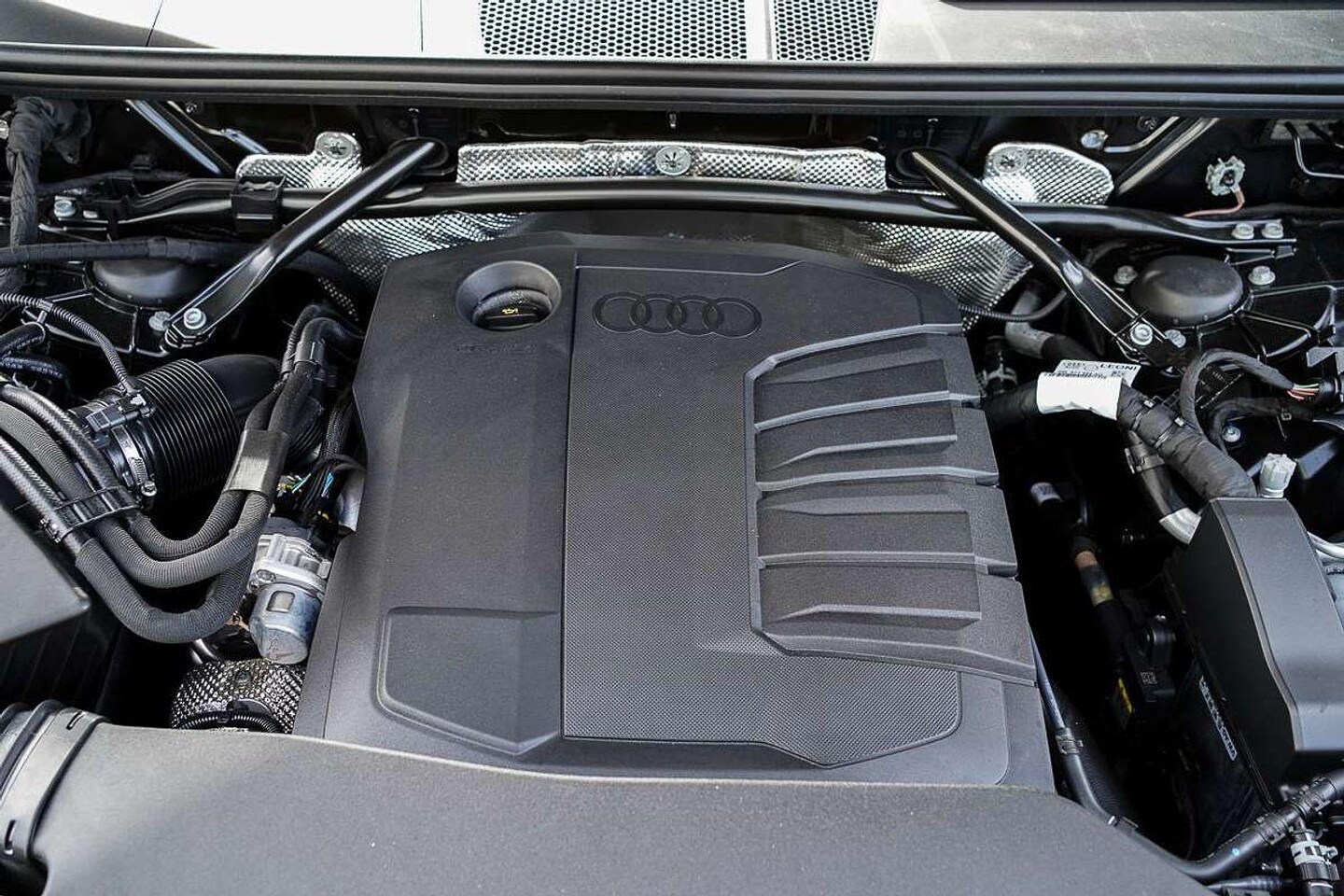 Image about Audi Q5 Sportback TDI quattro 150 kW