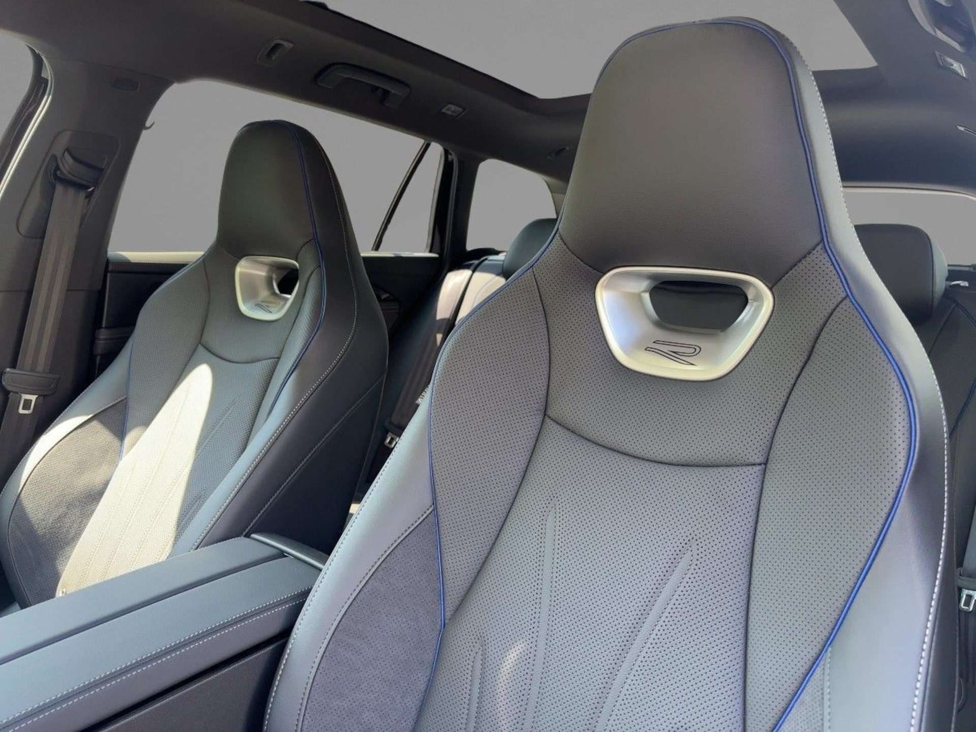 Volkswagen Passat R-Line