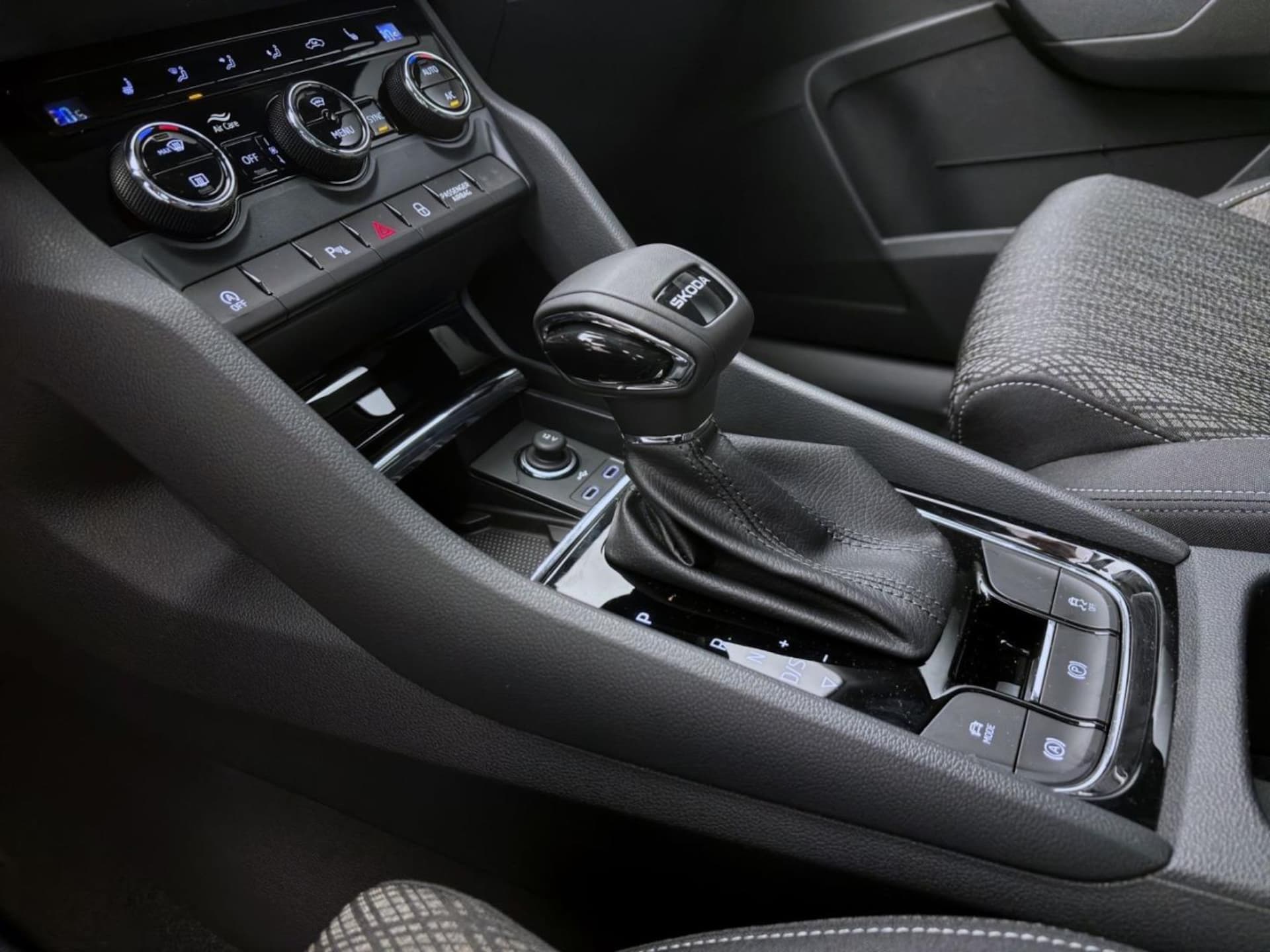 Skoda Karoq Selection