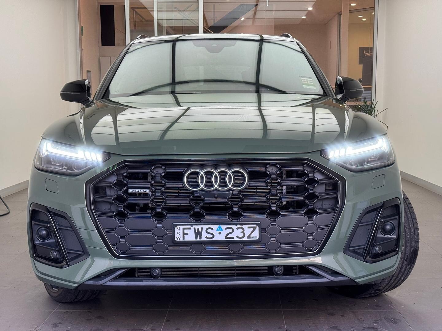 Image about Audi Q5 TFSI e S line 55 TFSI e quattro S tronic