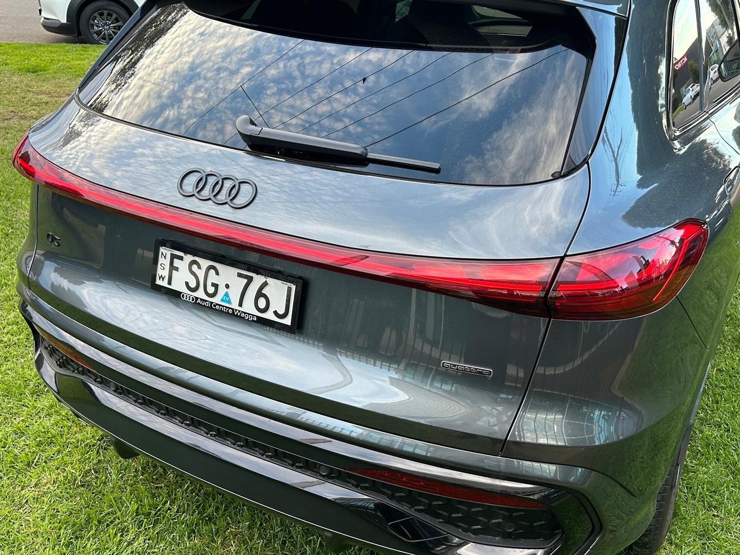 Image about Audi Q5 SUV TDI quattro 150 kW sport