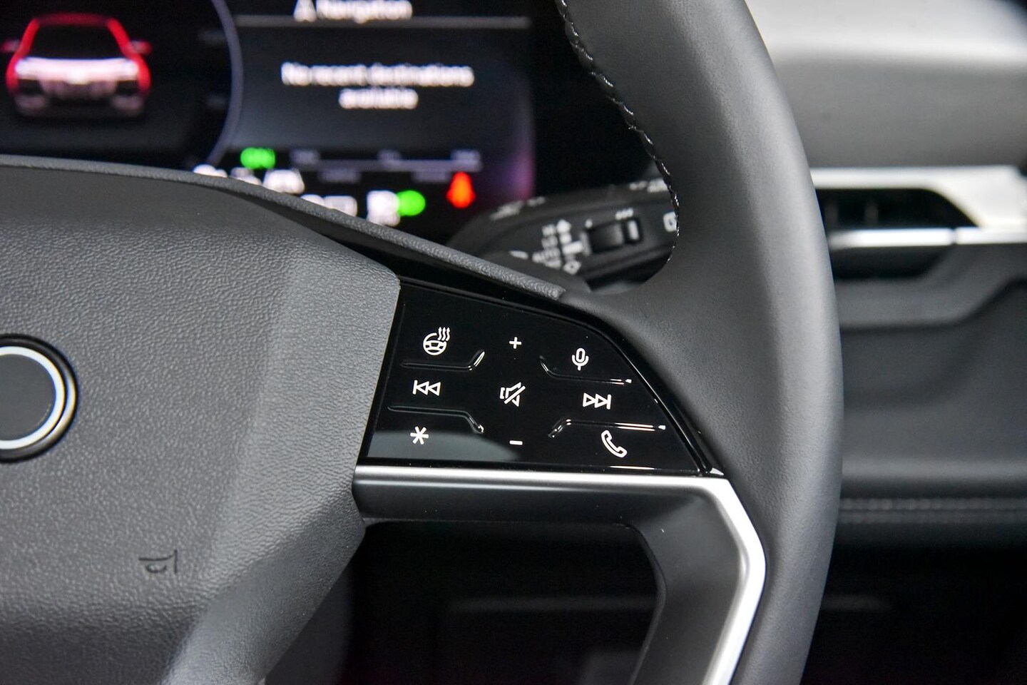 Image about Audi Q6 SUV e-tron e-tron