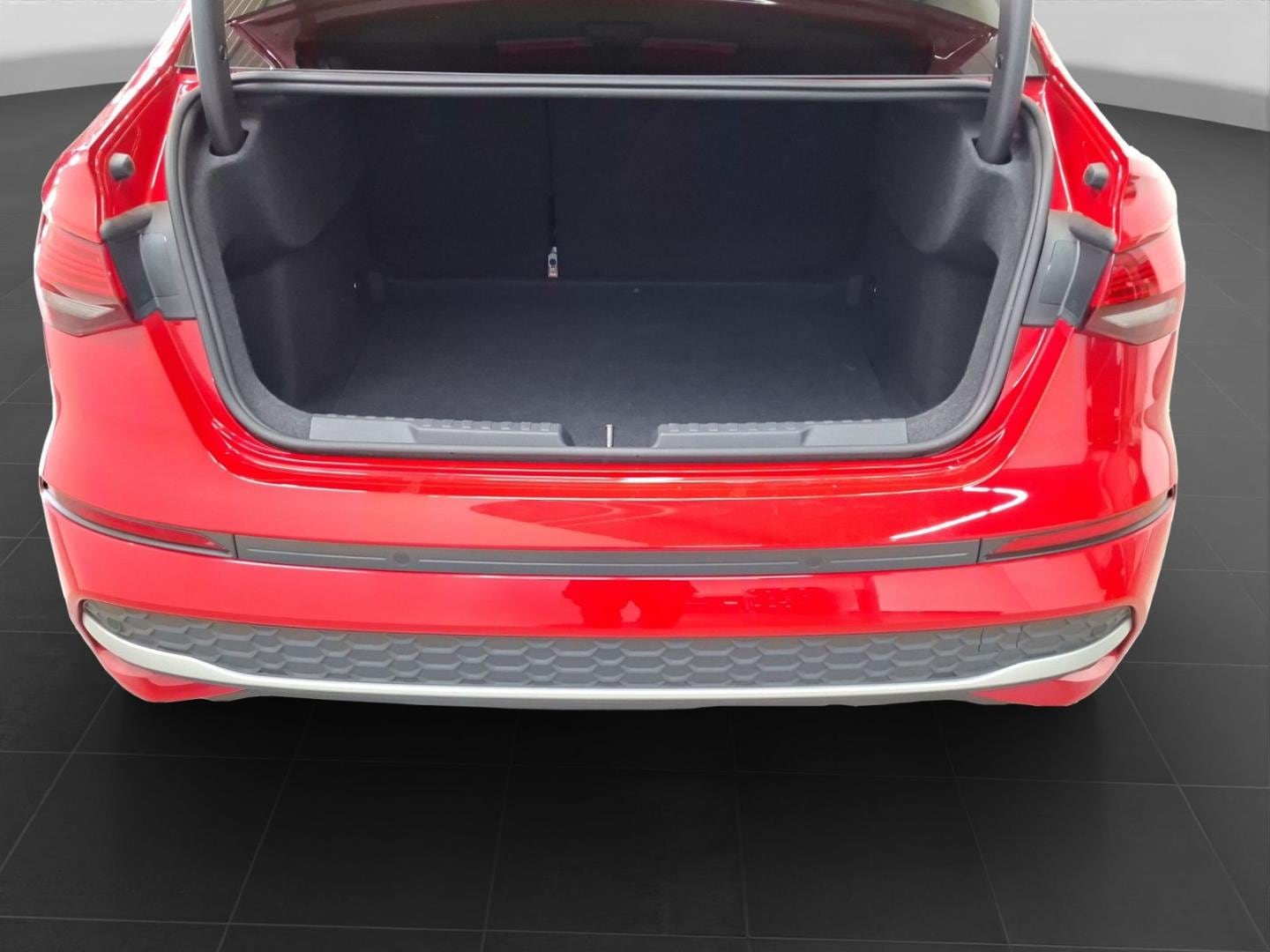 Bild über Audi A3 Limousine advanced 35 TFSI S tronic - für weitere Informationen kontaktieren Sie den Audi Partner