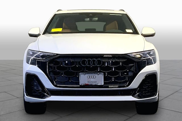 2026 Audi Q8