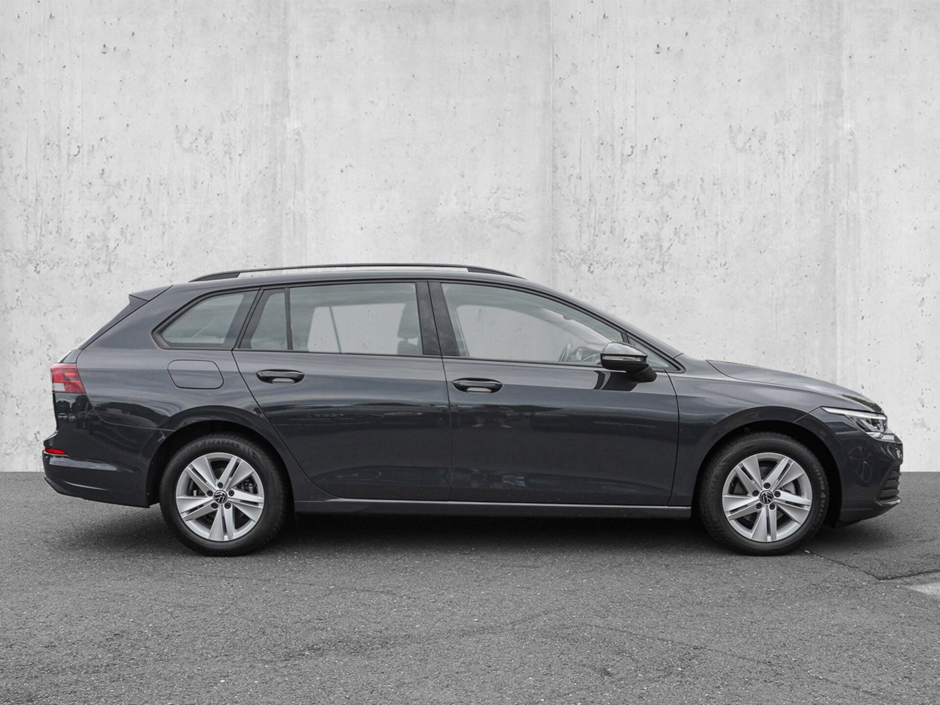 Volkswagen Golf Variant Life