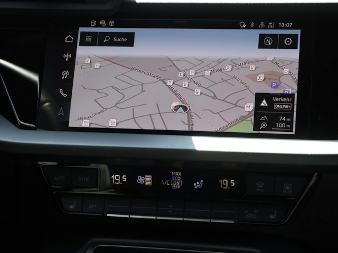 Bild über Audi A3 Sportback 35 TDI S tronic - für weitere Informationen kontaktieren Sie den Audi Partner