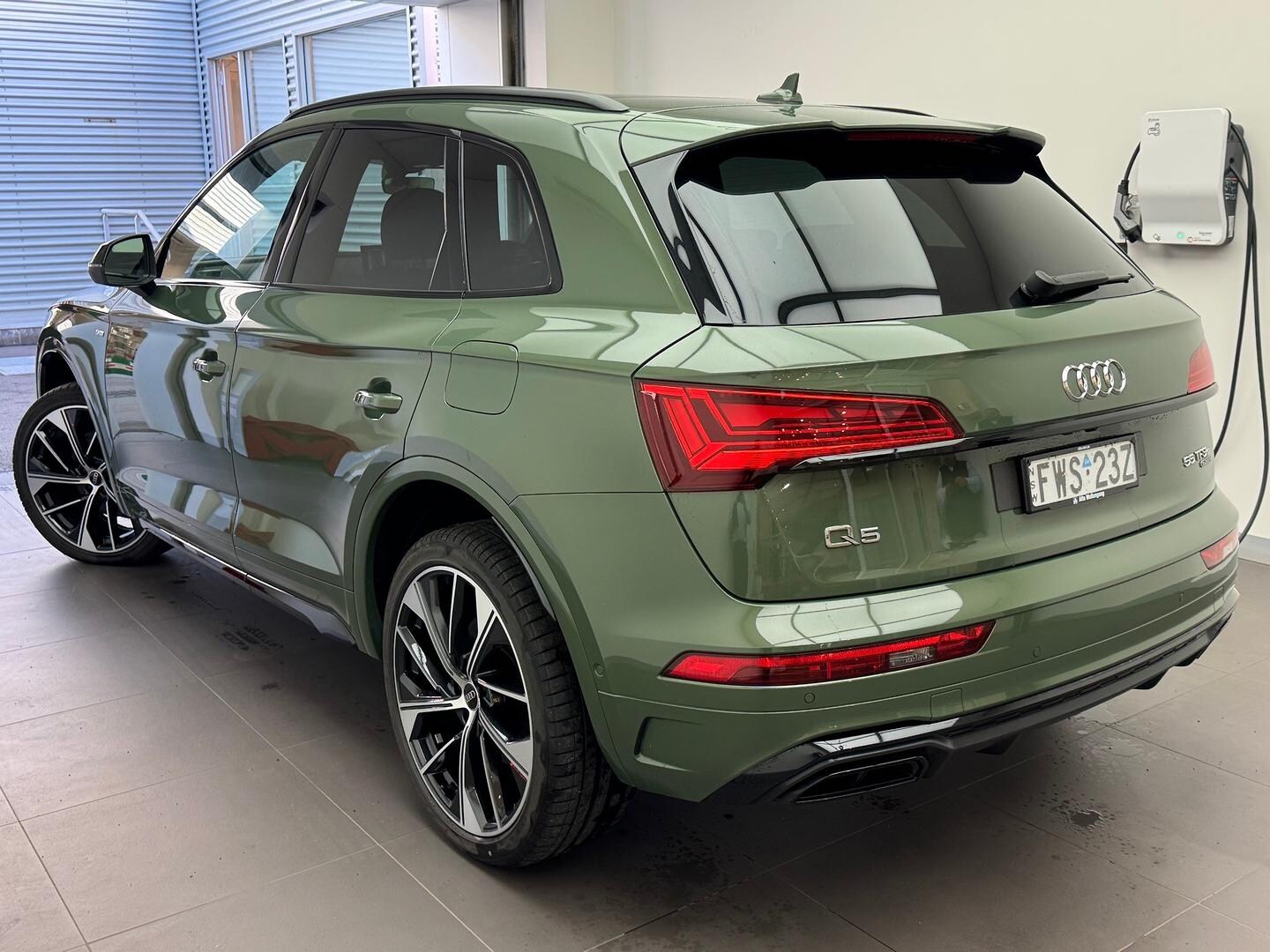 Image about Audi Q5 TFSI e S line 55 TFSI e quattro S tronic