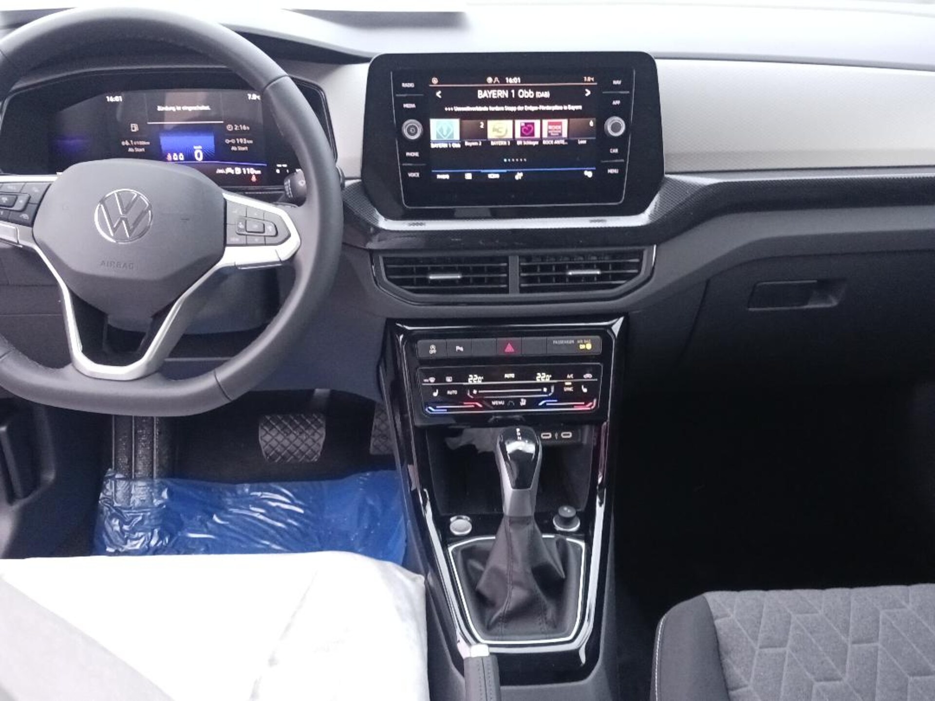 Volkswagen T-Cross Life
