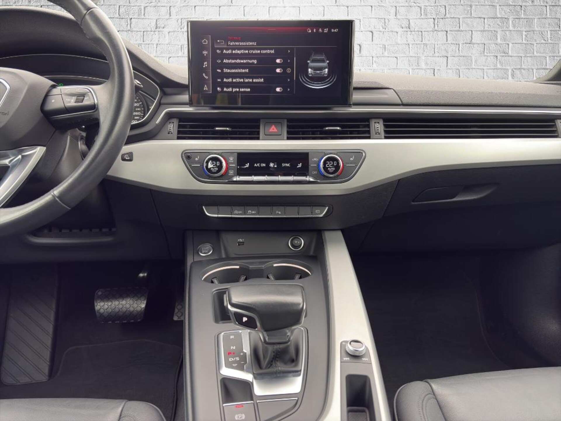 Audi A4 Avant S line
