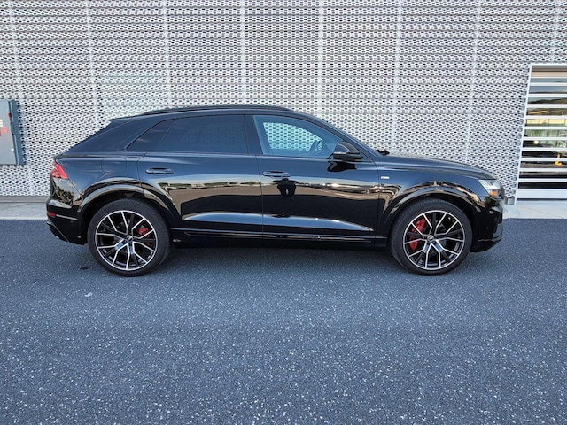 2022 Audi Q8