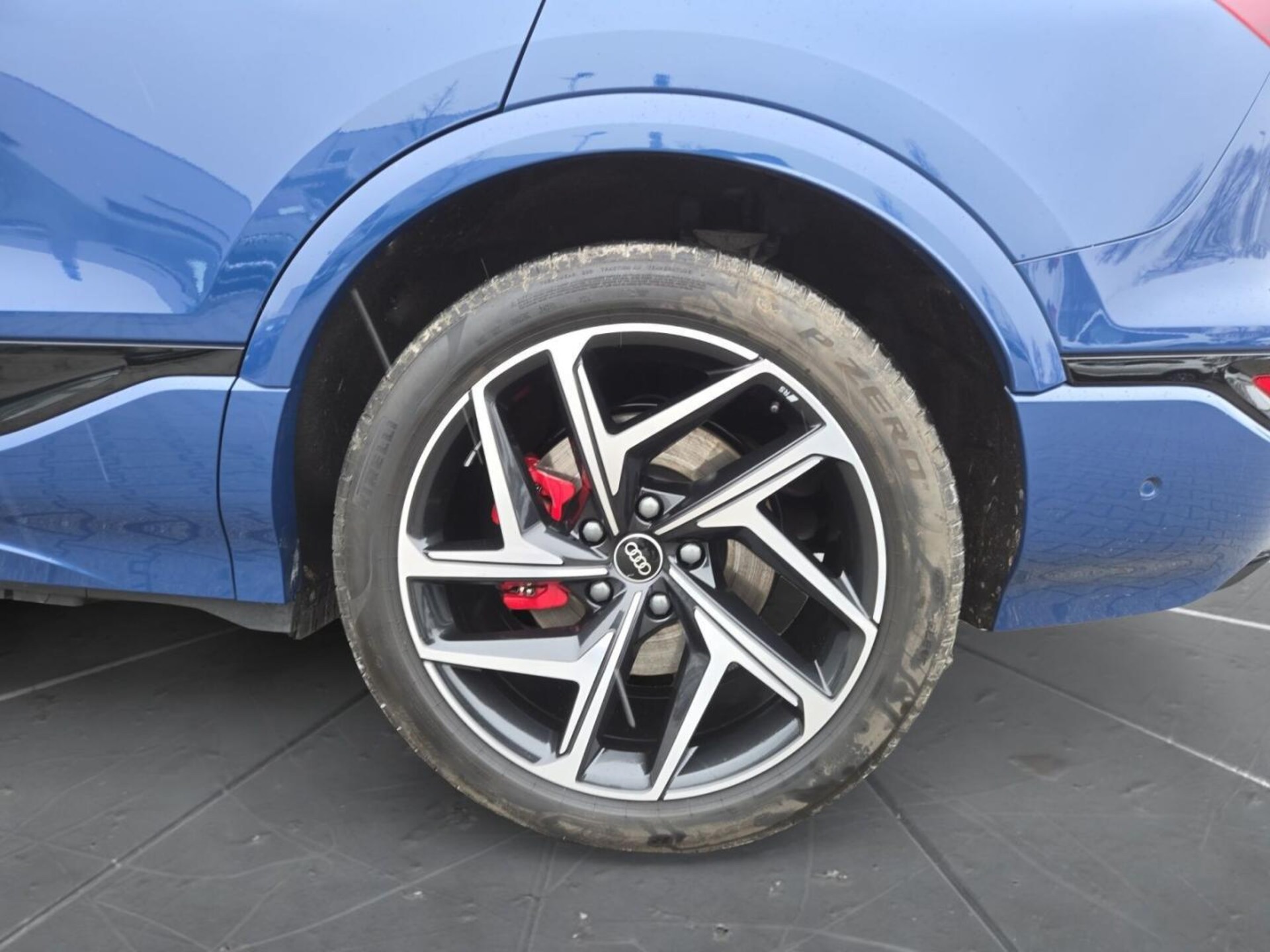 Audi Q6 SUV e-tron