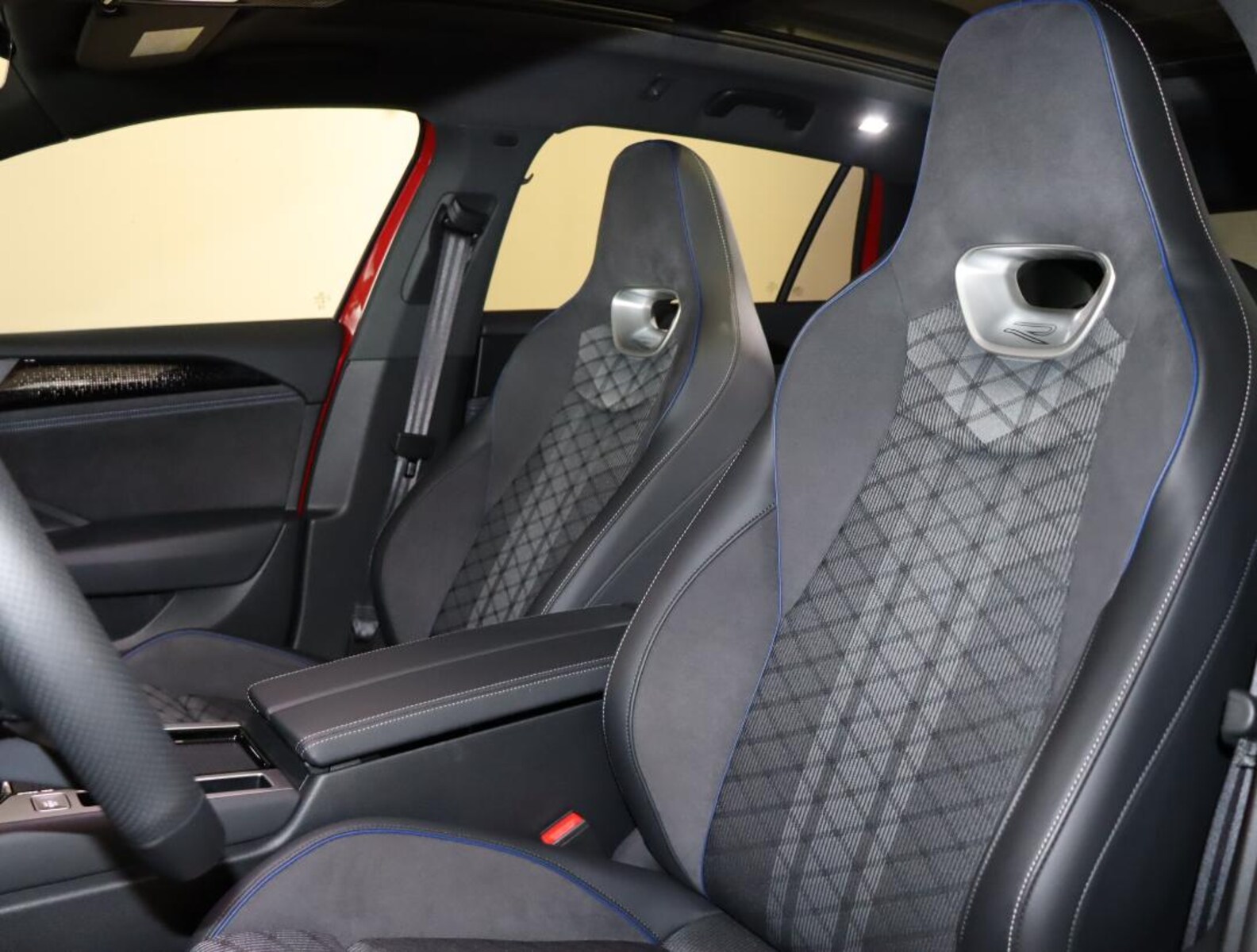Volkswagen Passat – Bild 12