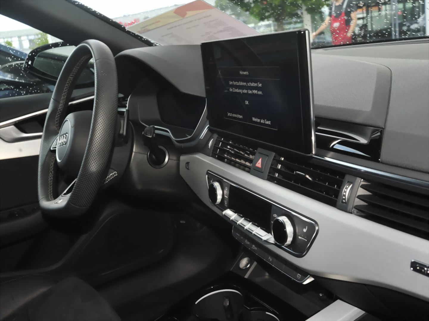 Bild über Audi A4 Avant S line 40 TFSI quattro S tronic - für weitere Informationen kontaktieren Sie den Audi Partner