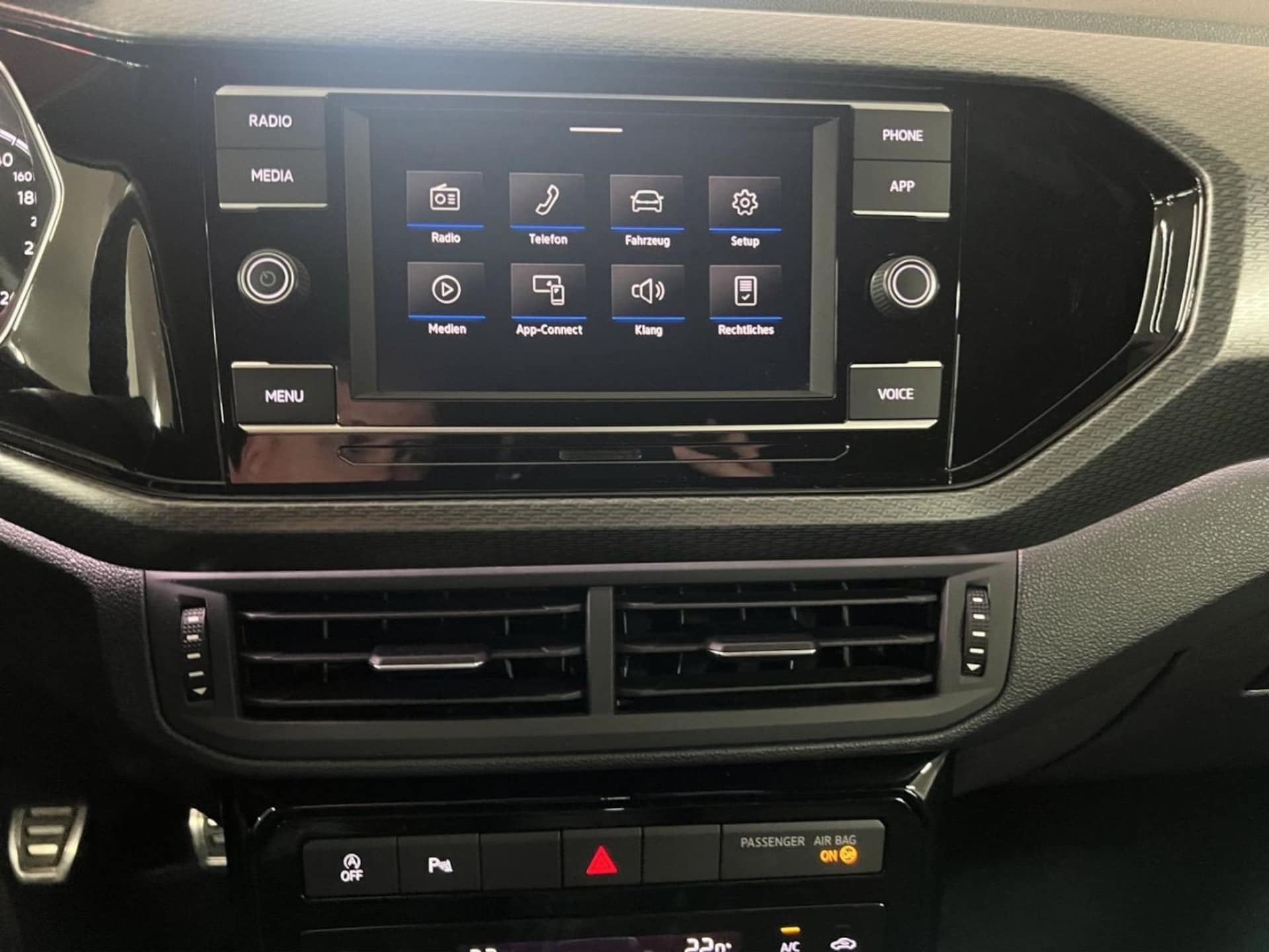 Volkswagen T-Cross Style