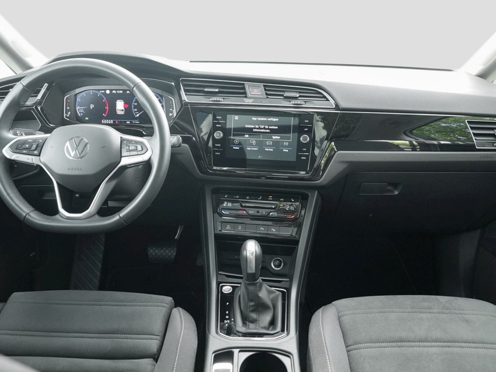 Volkswagen Touran – Bild 12