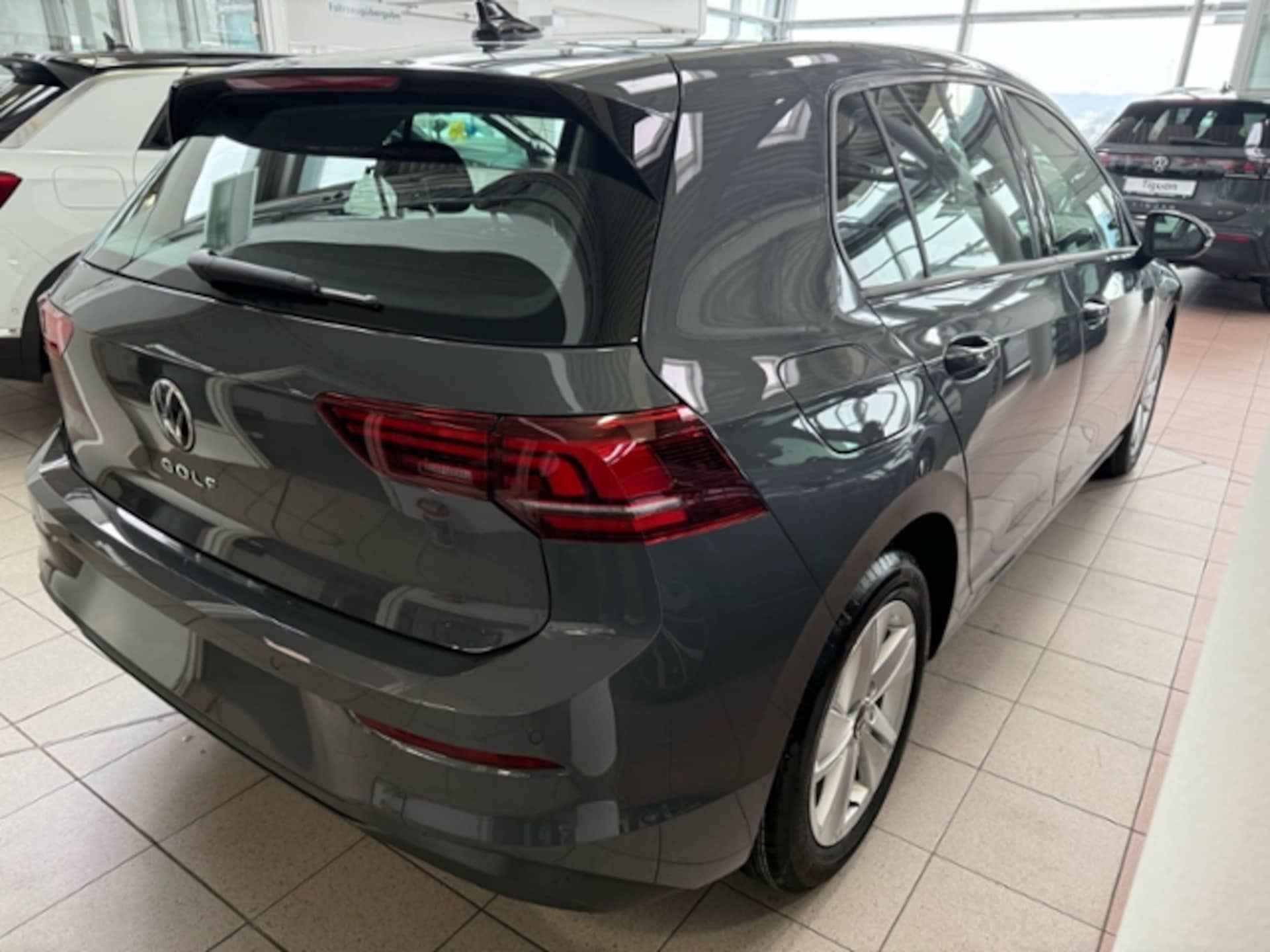 Volkswagen Golf Life