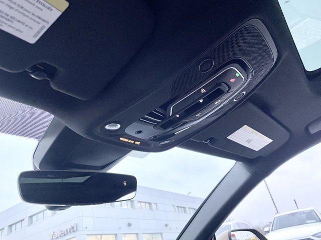 2025 Audi Q8 Premium - Photo 12