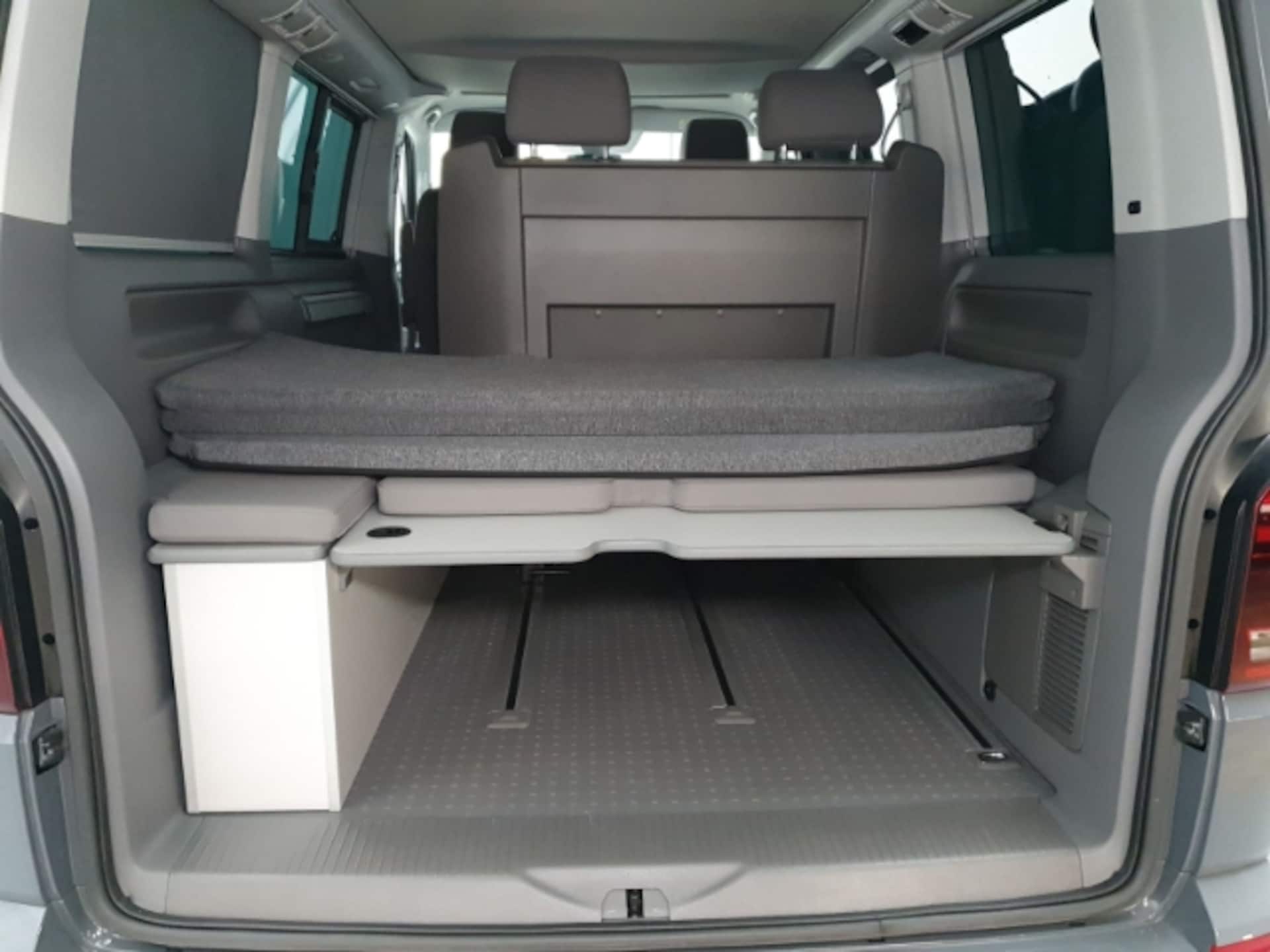 Volkswagen T6.1 California Beach