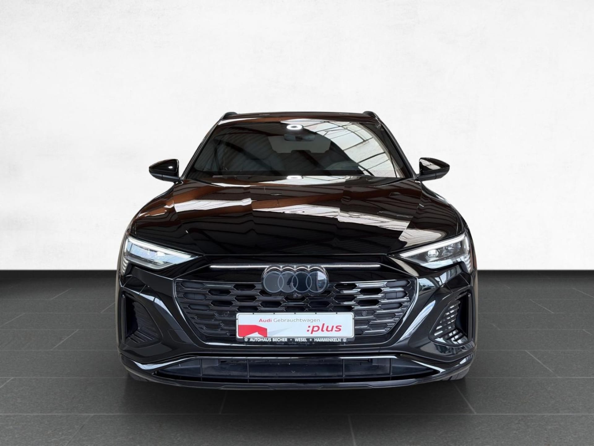 Audi Q8 Sportback e-tron S line