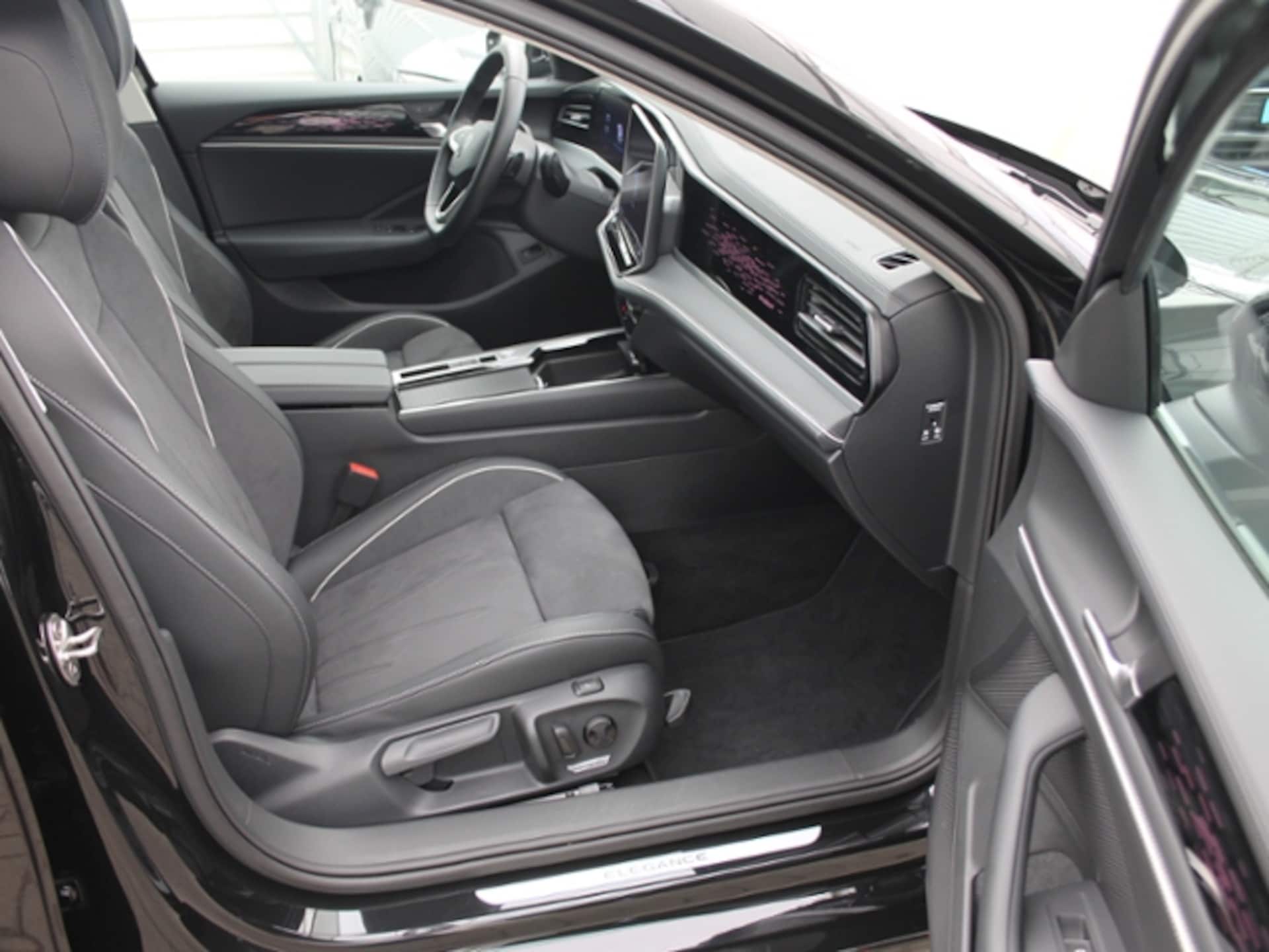 Volkswagen Passat Elegance