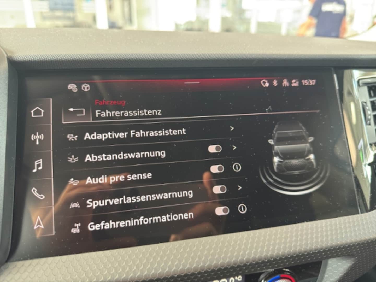 Bild über Audi A1 allstreet 35 TFSI S tronic - für weitere Informationen kontaktieren Sie den Audi Partner