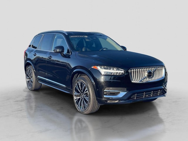 2025 Volvo XC90 Plus