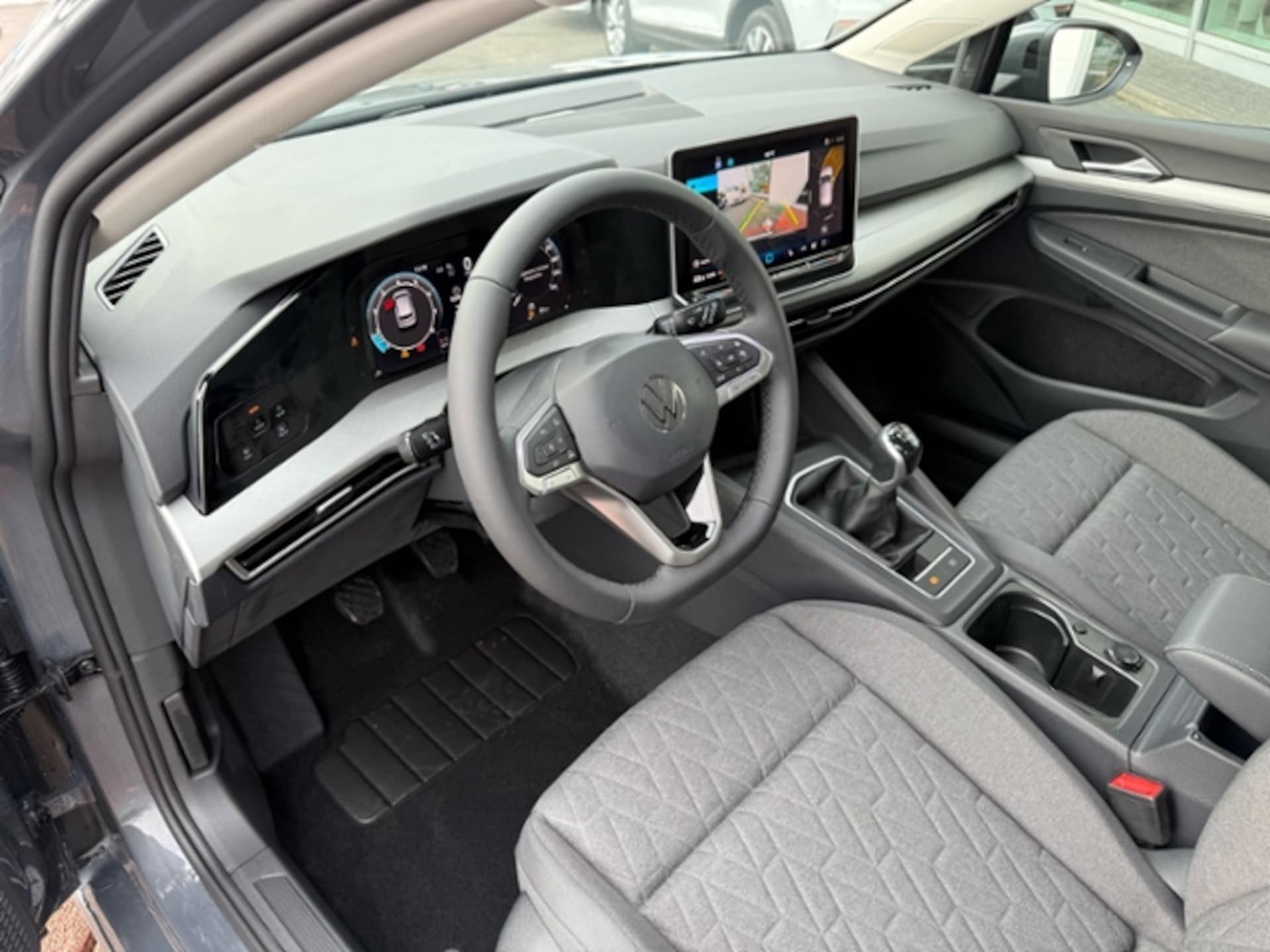 Volkswagen Golf Life
