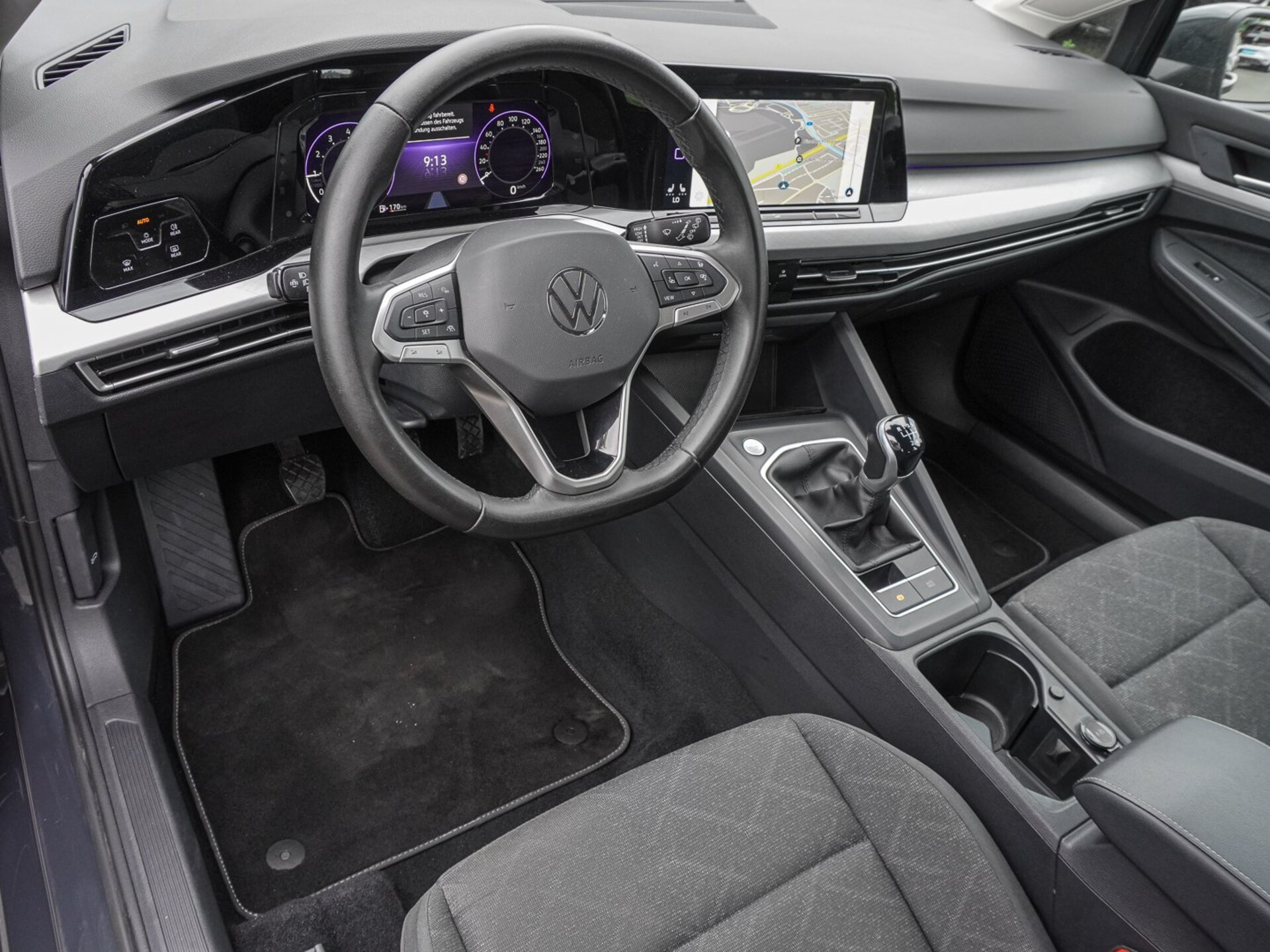 Volkswagen Golf Variant Life