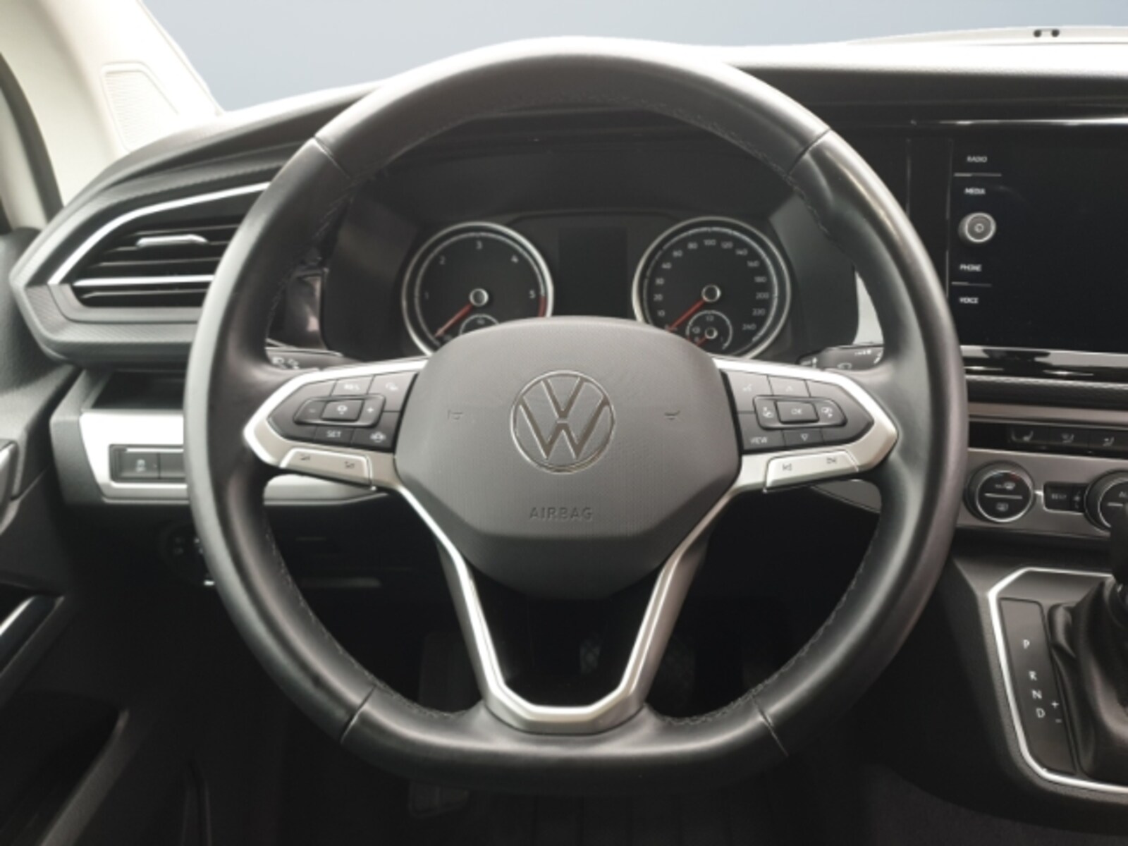 Volkswagen T6.1 California – Bild 11