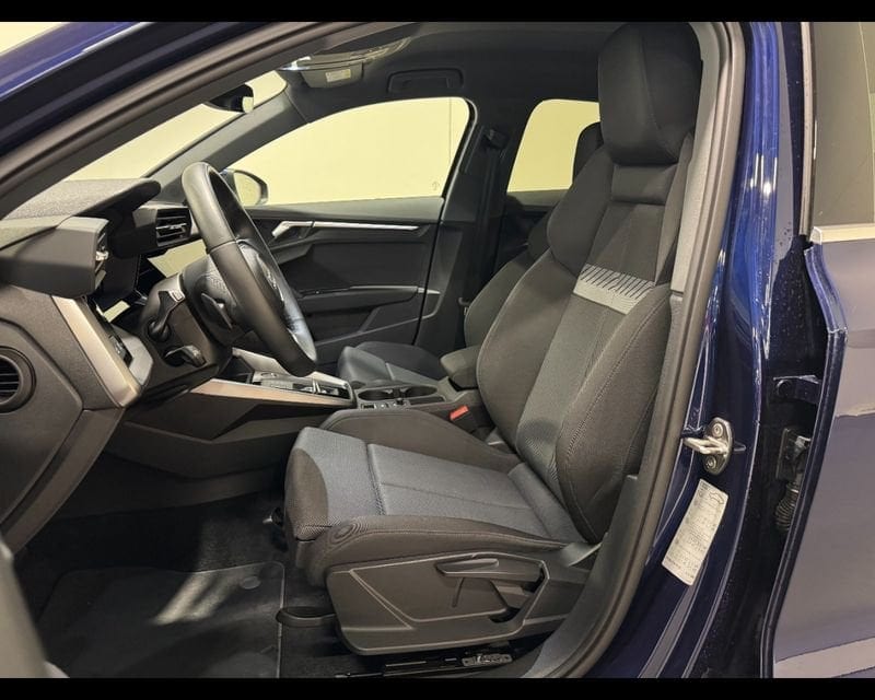 Image about Audi A3 Sedan S line edition 35 TDI 110 kW (150 CV) S tronic