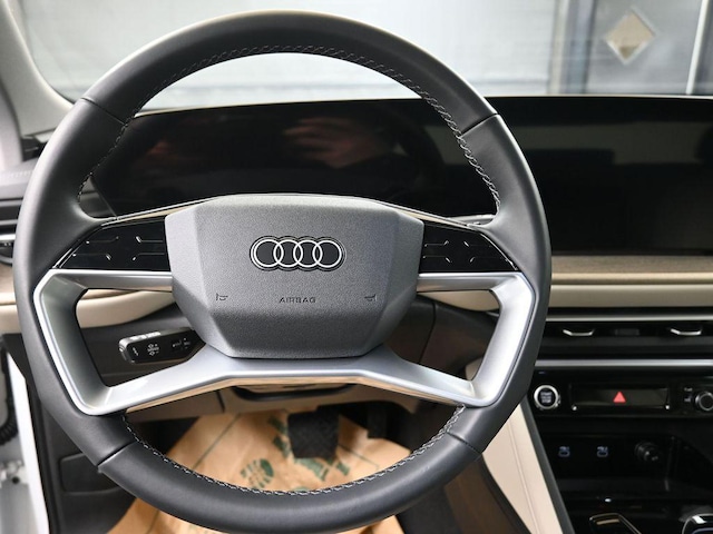 2025 Audi Q5 Premium - Photo 23