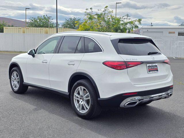 2023 Mercedes-Benz GLC 300