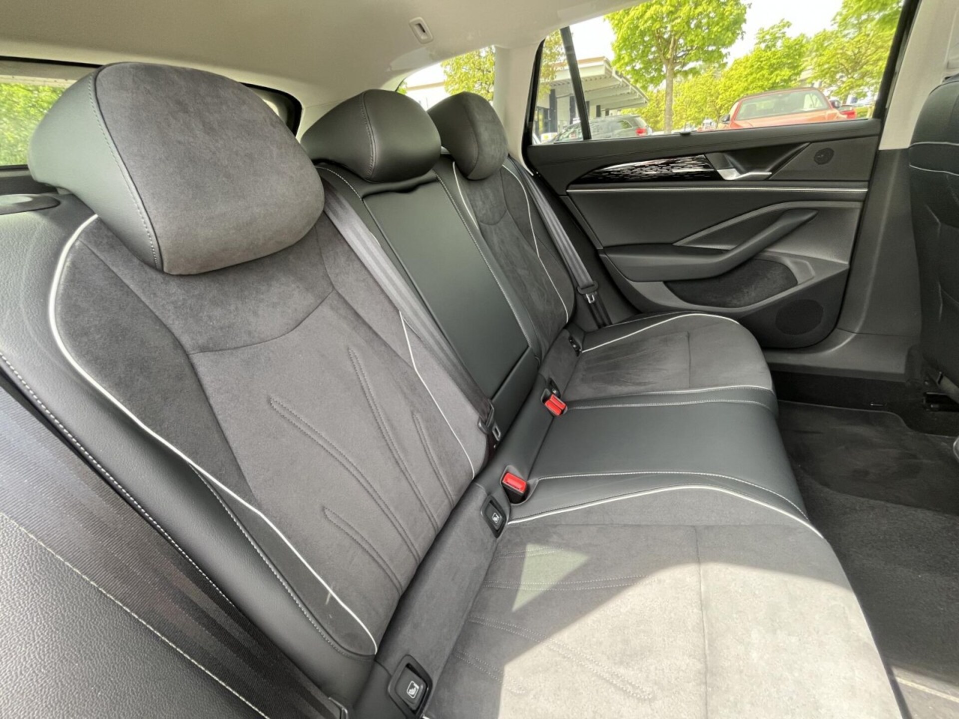 Volkswagen Passat Elegance