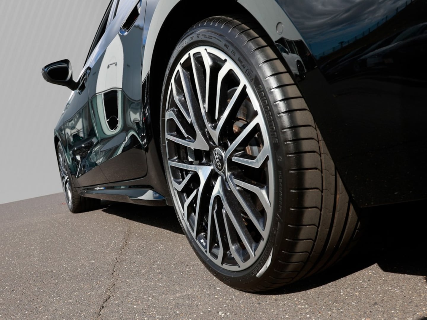 Bild über Audi A5 Avant TFSI 150 kW S tronic - für weitere Informationen kontaktieren Sie den Audi Partner