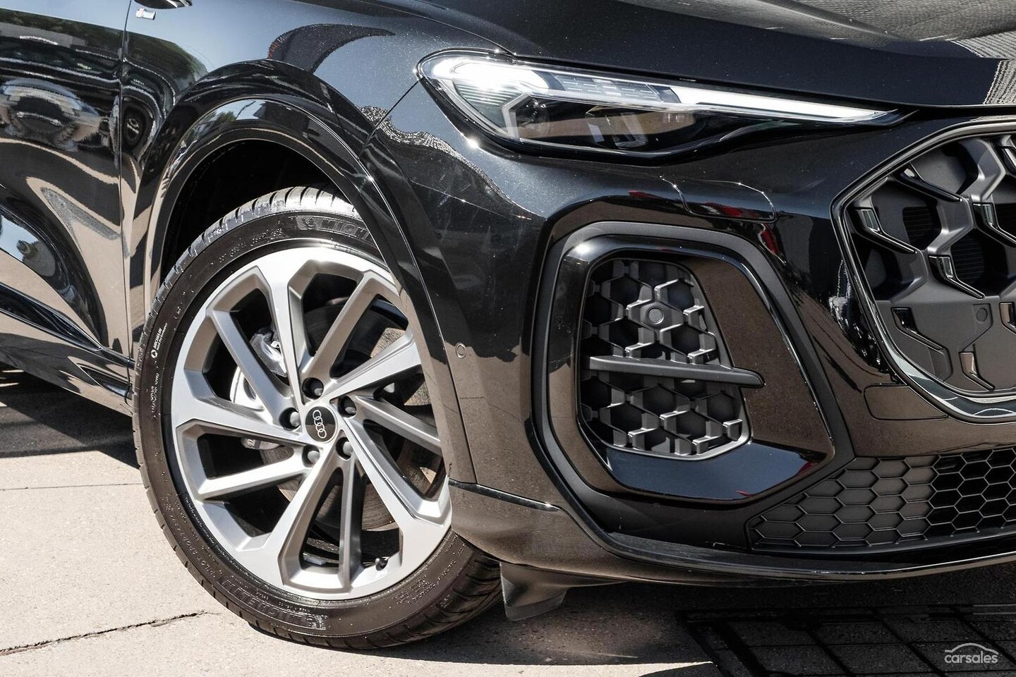 Image about Audi Q5 SUV TFSI quattro 200 kW sport