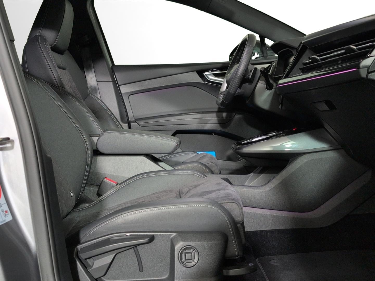 Bild über Audi Q4 Sportback e-tron 45 e-tron quattro 195,00 kW - for more details contact your dealer