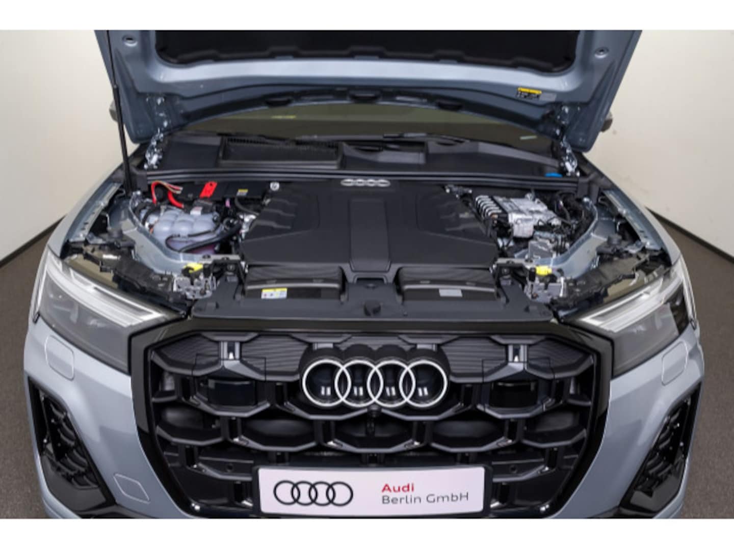 Bild über Audi Q7 SUV S line 50 TDI quattro tiptronic - für weitere Informationen kontaktieren Sie den Audi Partner