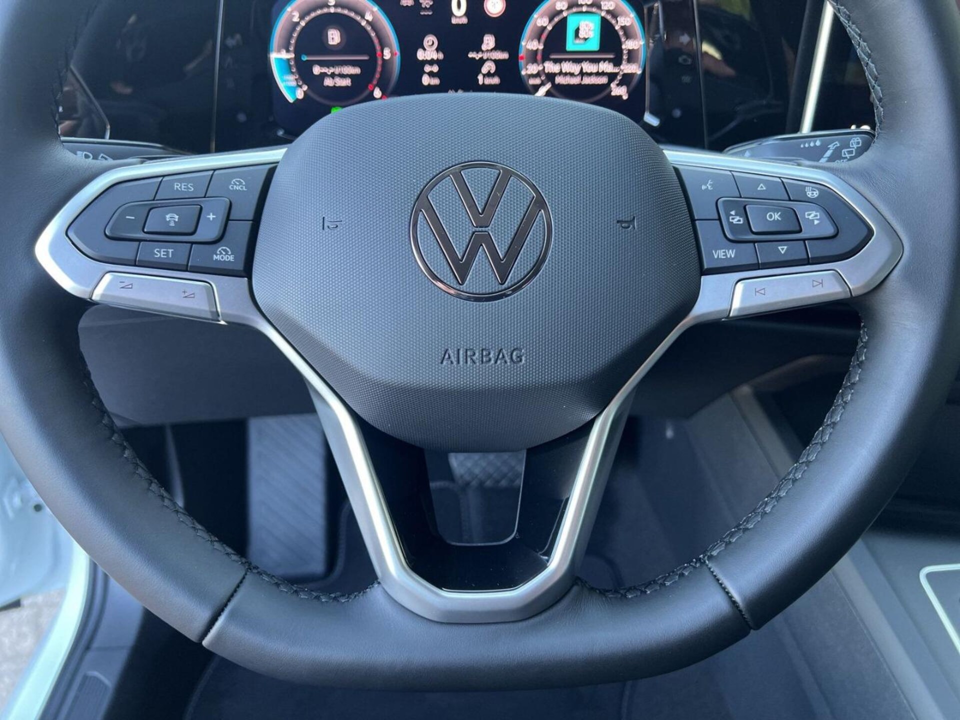 Volkswagen Golf Variant Life