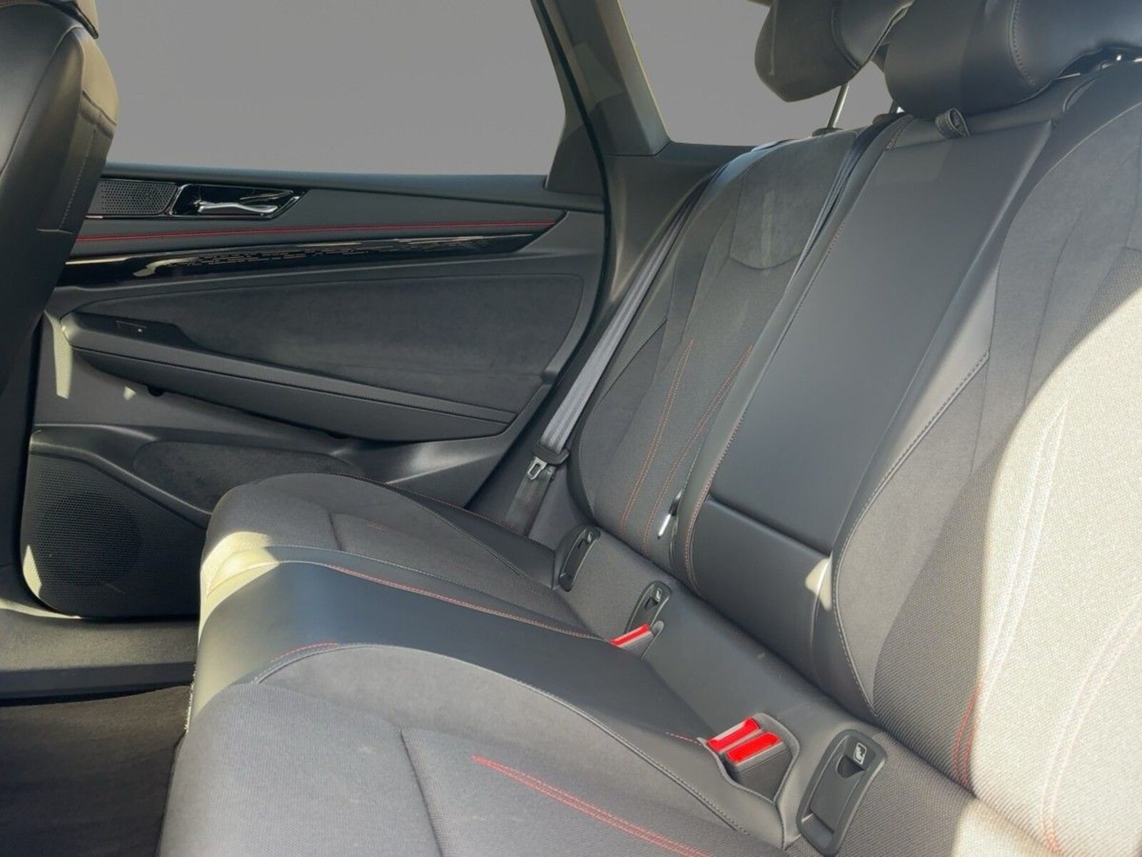 Volkswagen ID.7 Tourer – Bild 9