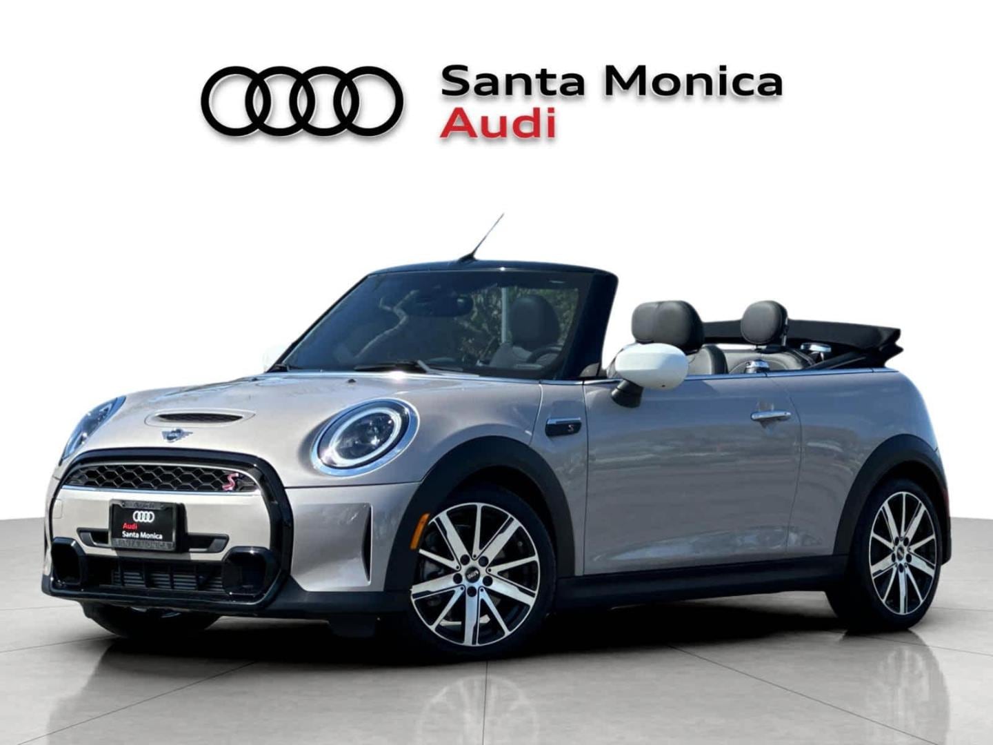 2024 MINI Convertible Cooper S's photo