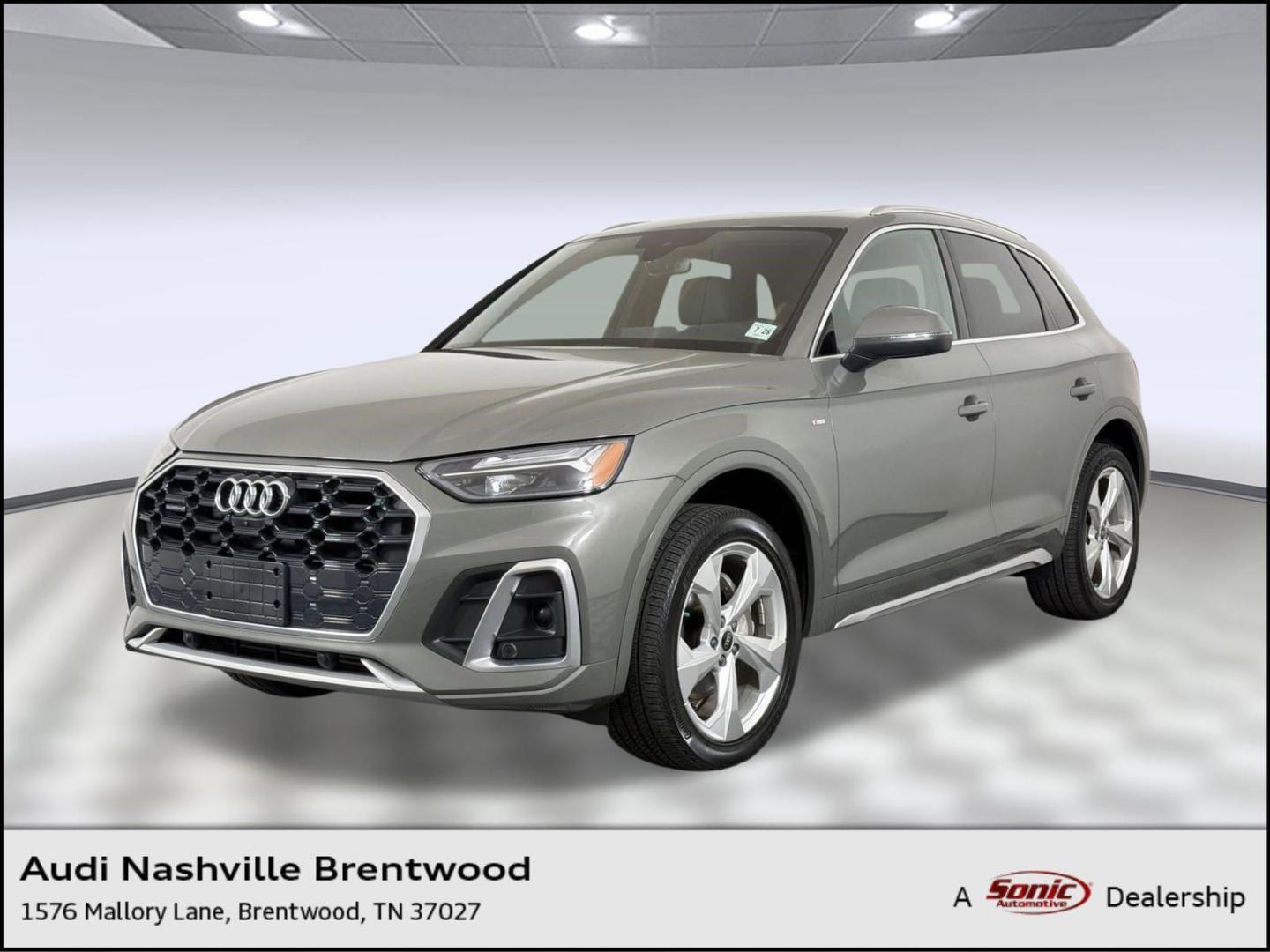 2023 Audi Q5 45 Premium Plus's photo