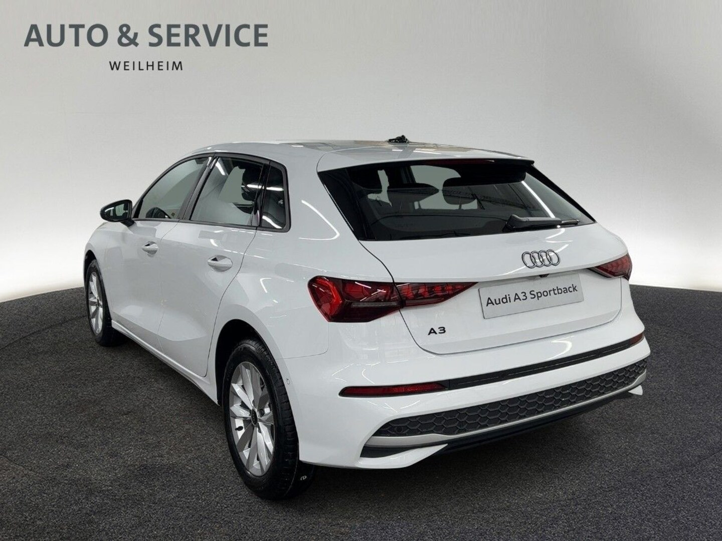 Bild über Audi A3 Sportback TFSI Schaltgetriebe - für weitere Informationen kontaktieren Sie den Audi Partner