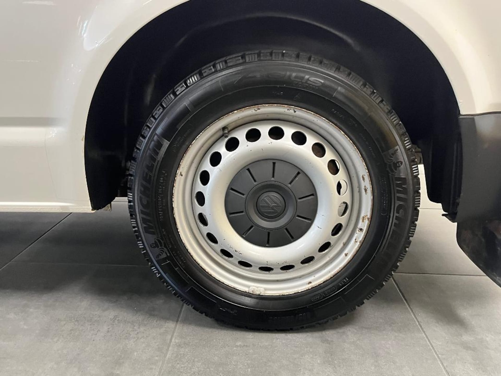 Volkswagen T6 Transporter Kasten kurzer Radstand