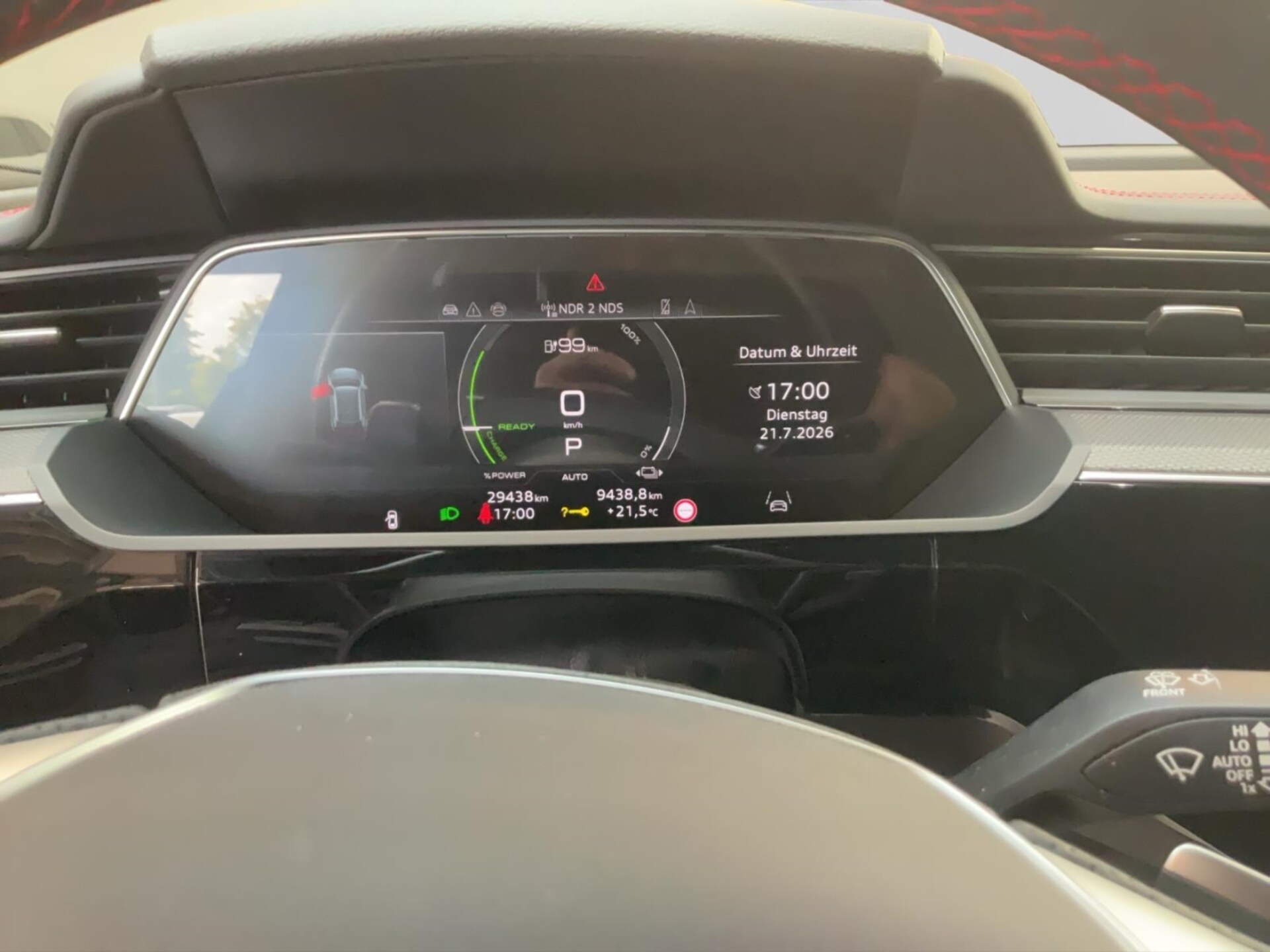 Audi Q8 e-tron S line