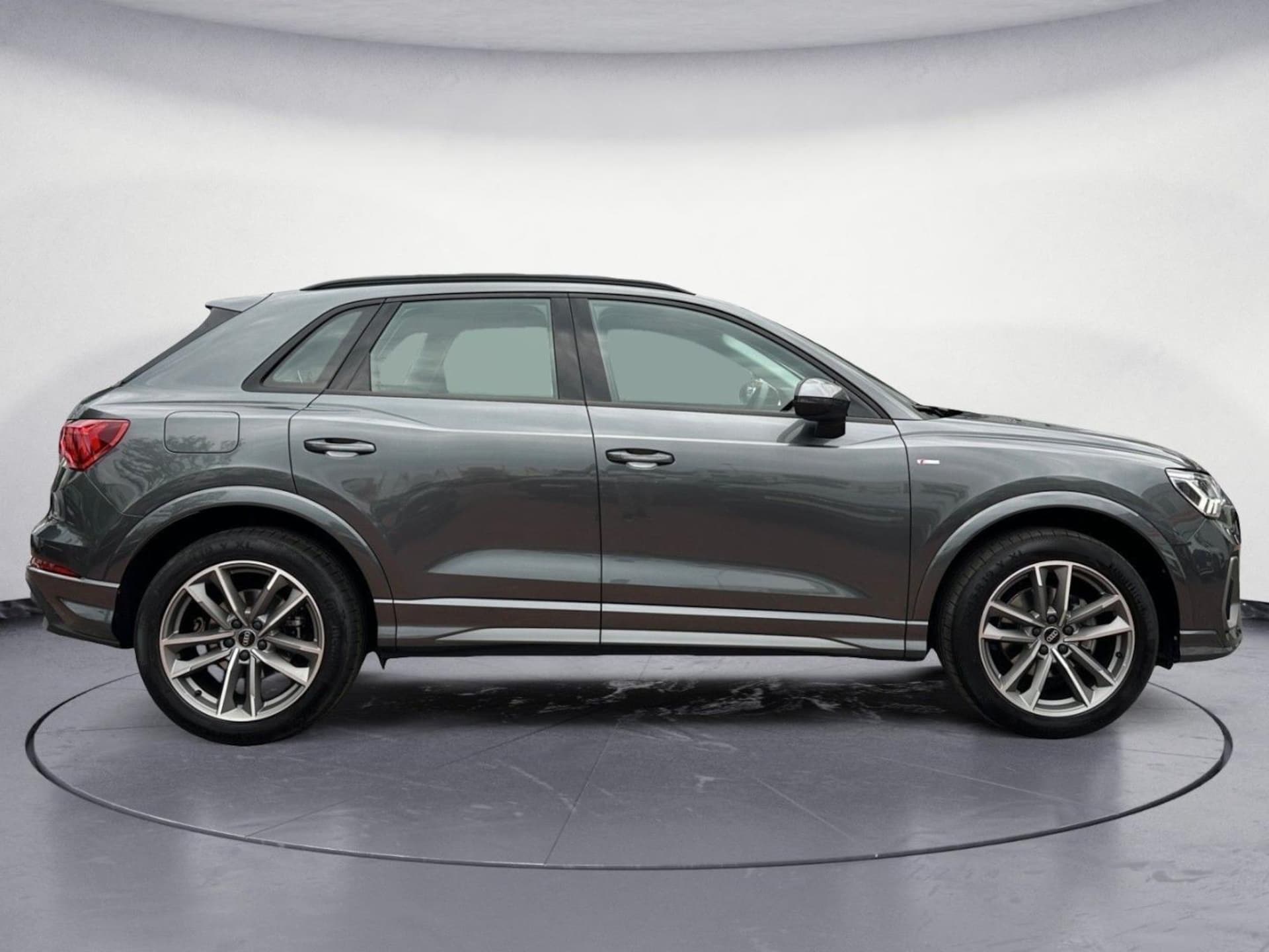 Audi Q3 SUV S line